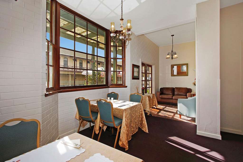 Prince Of Wales Hotel Wagga Wagga Exterior foto
